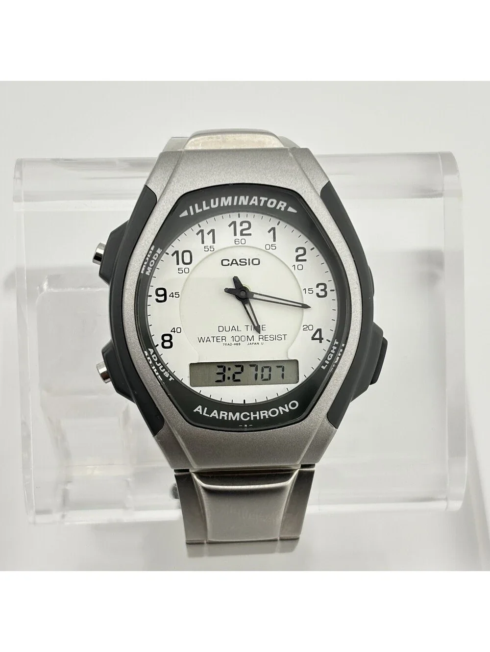 Vintage Casio AQ-140W Analog Digital Alarm Chrono Watch 37mm Dual Time Running